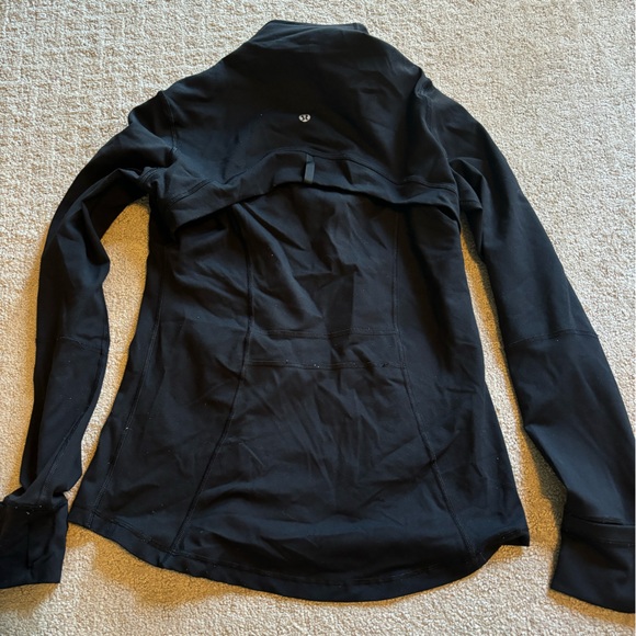 Black activewear jacket - Picture 2 of 3